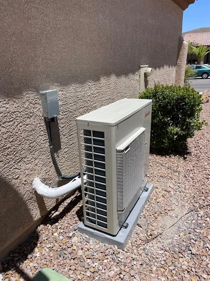 Residential air conditioning condenser unit in Ewa Villages
